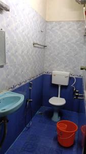 Ένα μπάνιο στο Shunsur Home Stays