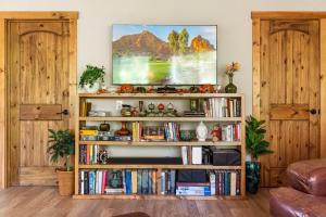 Puhkemaja raamatukogu +30 fotot