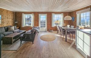 Posezení v ubytování Nice Home In Rauland With Wifi