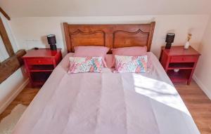 Ένα ή περισσότερα κρεβάτια σε δωμάτιο στο Maison Campagne Normandie