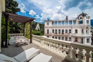 Gallery image of Villa Elena Hotel & Residences in Yalta