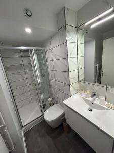 Ένα μπάνιο στο Bright studio 9 minutes from Disneyland Paris +14 φωτογραφίες