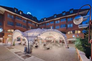 Budova, kde se aparthotel nachází