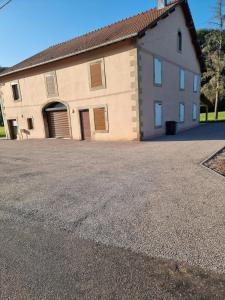 Budova, kde se prázdninový dům nachází