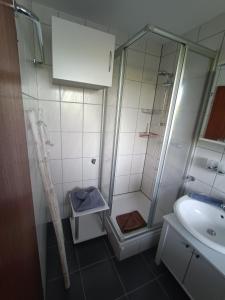 Ένα μπάνιο στο Studio Apartment Staufenflair