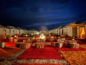 Fotografie z fotogalerie ubytování Tamlalt luxury camp merzoug v destinaci Merzouga