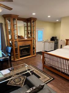 Η κουζίνα ή μικρή κουζίνα στο Grey Rose Suites