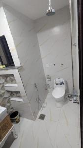 O baie la Stylish Downtown Stay