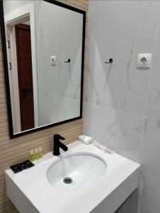 Ένα μπάνιο στο Or Haganuz