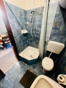 Ένα μπάνιο στο Stella Alpine Apartment - Prato nevoso +16 φωτογραφίες