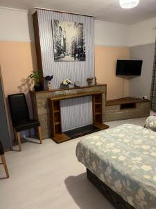 TV a/nebo společenská místnost v ubytování Private Room 2 Near Southmead Hospital