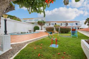 Κήπος έξω από το Atlantic Ocean Rest Mesa del Mar