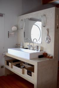 Billede fra billedgalleriet på Big Red Barn - Spectacular Villa i Sancheira