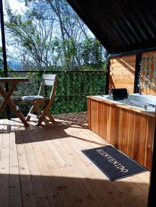 Φωτογραφία από το άλμπουμ του Ecocabañas ByB Cabaña de lujo con jacuzzi Santi σε Choachi