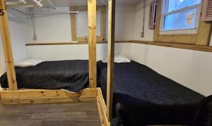 Postel nebo postele na pokoji v ubytování Vacation Accommodation near Ample Outdoor Recreation in Confluence, Pennsylvania + 18 fotografií