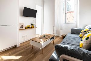 TV a/nebo společenská místnost v ubytování VERDUN - Appartement Cosy - Hyper Centre Menton