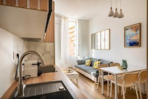 Kuchyň nebo kuchyňský kout v ubytování VERDUN - Appartement Cosy - Hyper Centre Menton