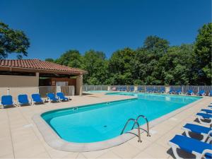 Πισίνα στο ή κοντά στο Lac Bleu nr 14