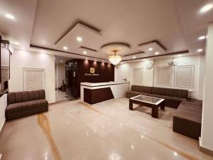 Η κουζίνα ή μικρή κουζίνα στο Hotel The Pacific - Best Selling Hotel In Haridwar