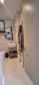 Koupelna v ubytování The Gallery on Gray + 33 fotografií