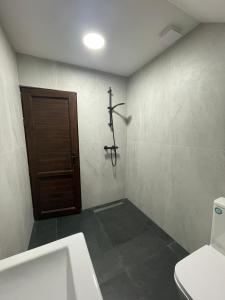 Ένα μπάνιο στο Hankavan HANKA HOME