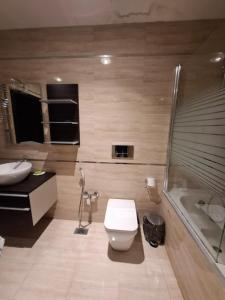 Afbeelding uit fotogalerij van HILTON 5 STARS Resident of LUXURY apartmens in Baku