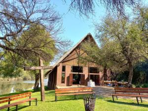 Ảnh trong thư viện ảnh của Edge of the Crater ở Venterskroon +127 ảnh