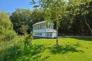 Melton ConstableにあるThe Signal Boxの木の小屋