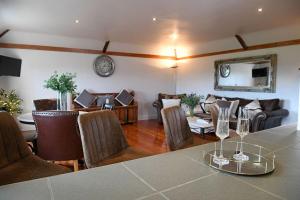 Et tv og/eller underholdning på Barn Conversion Hot tub