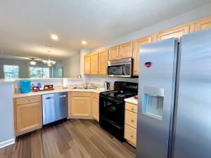 Η κουζίνα ή μικρή κουζίνα στο Urban Nova Stay - Perfectly located Greensboro +13 φωτογραφίες