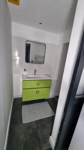 Koupelna v ubytování Appartement T2 La Garde Le Pradet