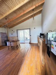 Η κουζίνα ή μικρή κουζίνα στο La Hortensia Aldea Molco