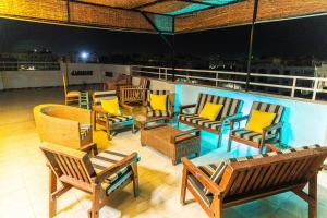 Бассейн в Luxury Arabic Romantic Studio with its own large private Roof Terrace 15 mins from El Gouna или поблизости