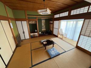 an overhead view of a living room with a couch at Kohaku - Vacation STAY 20499 in Nagahama
