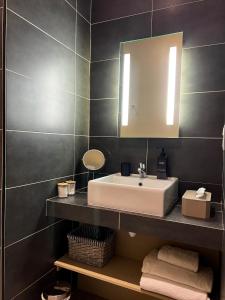 Koupelna v ubytování T2 lumineux & charmant, balcon - Amiens centre + 10 fotografií