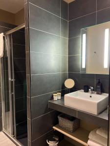 Koupelna v ubytování T2 lumineux & charmant, balcon - Amiens centre