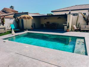 Πισίνα στο ή κοντά στο Le refuge balinais