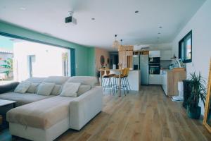 Η κουζίνα ή μικρή κουζίνα στο Le refuge balinais