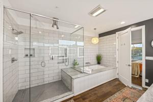 Et badeværelse på Willow Penthouse + 46 billeder