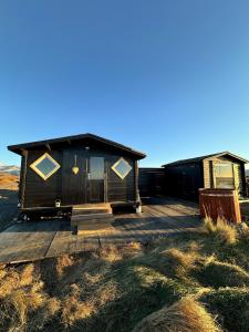 Το κτήριο όπου στεγάζεται  το διαμέρισμα