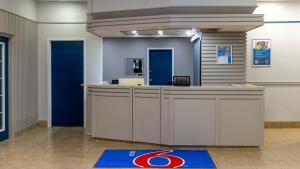 Vstupní hala nebo recepce v ubytování Motel 6 Cornwall, ON