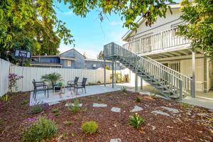 Το κτήριο όπου στεγάζεται  η παραθεριστική κατοικία