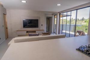 Μια τηλεόραση ή/και κέντρο ψυχαγωγίας στο Sky Luxe Rural House