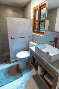 Ένα μπάνιο στο Palma Serena Finca Hotel