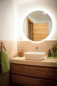 Koupelna v ubytování El Charcon Alojamiento Rural