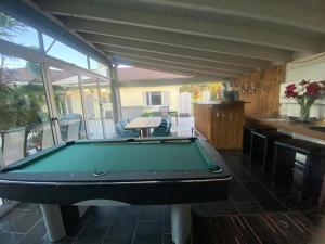 Τραπέζι μπιλιάρδου στο Stay Inn Express