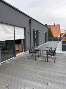 Balkón nebo terasa v ubytování Zentral gelegenes Design-Loft für höchste Ansprüche