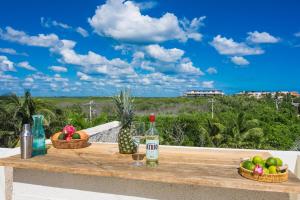 Μπαλκόνι ή βεράντα στο Beachfront Luruxy Villa in Tulum
