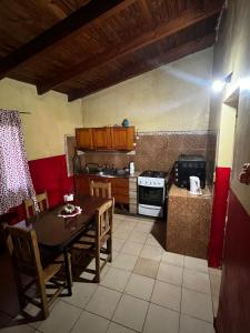 Kuchyň nebo kuchyňský kout v ubytování Alquiler de casa + 11 fotografií