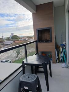 Μπαλκόνι ή βεράντα στο Temporada Navegantes - 200 Metros da Praia!
